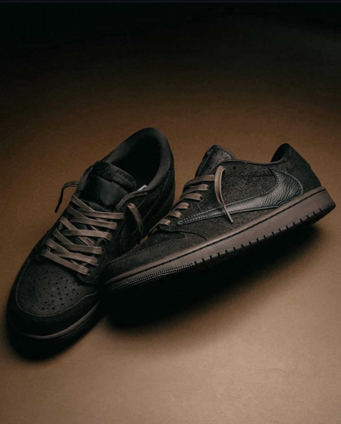 Nike Air Jordan 1 x Travis Scott