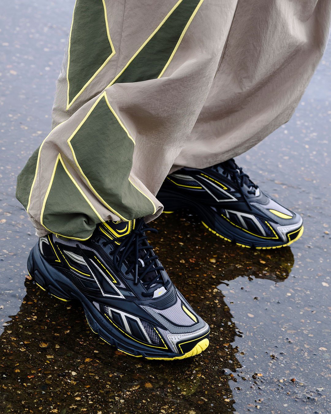 Reebok Road Ultra