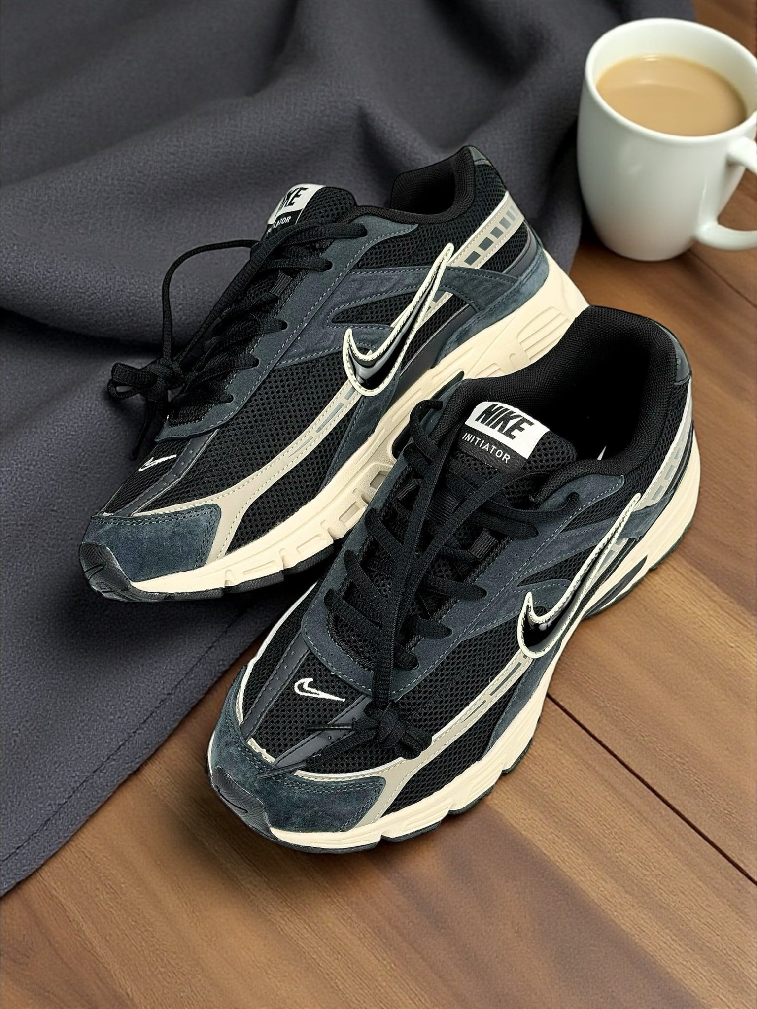 Nike Initiator