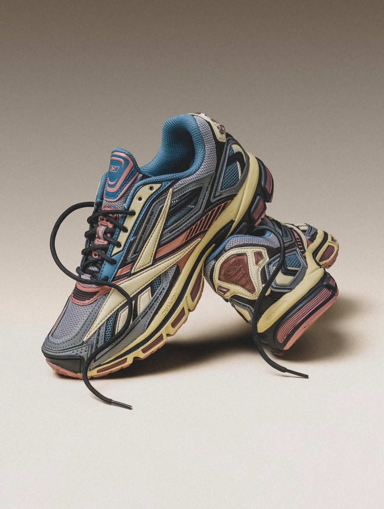 Reebok Road Ultra