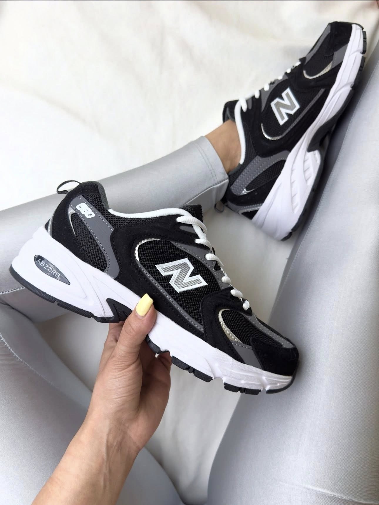 New Balance 530